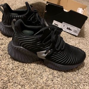 Alphabounce sneakers